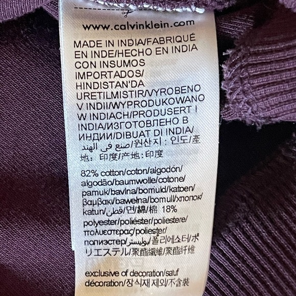 Calvin Klein Men's Purple Sweater Size M Hoodie Kangaroo Pockets Logo Sleeves - Picture 7 of 7